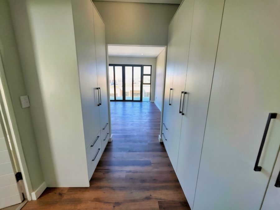 4 Bedroom Property for Sale in Sandown Western Cape